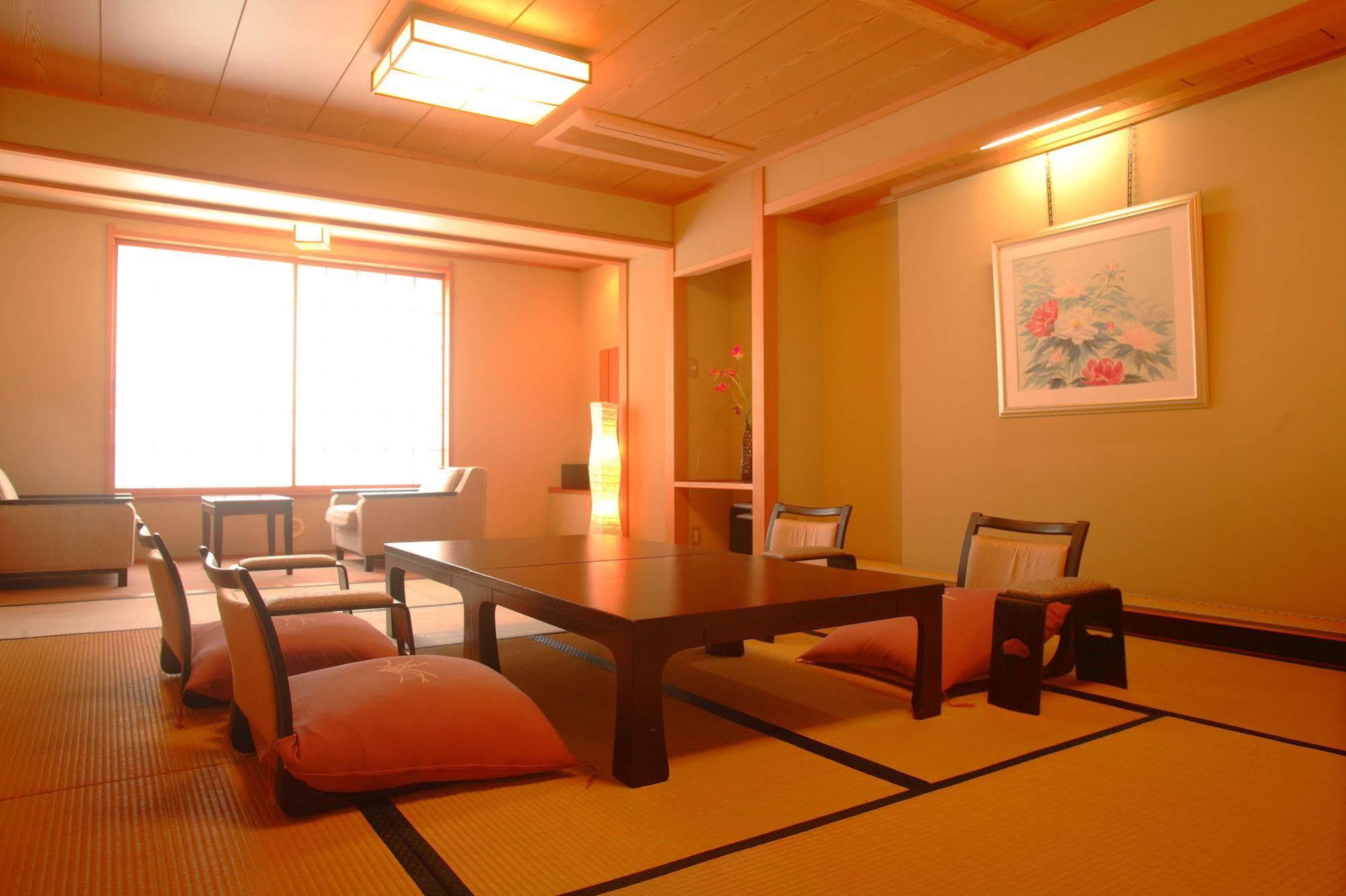Shibu Onsen Sakaeya Hotel Yamanouchi  Bagian luar foto